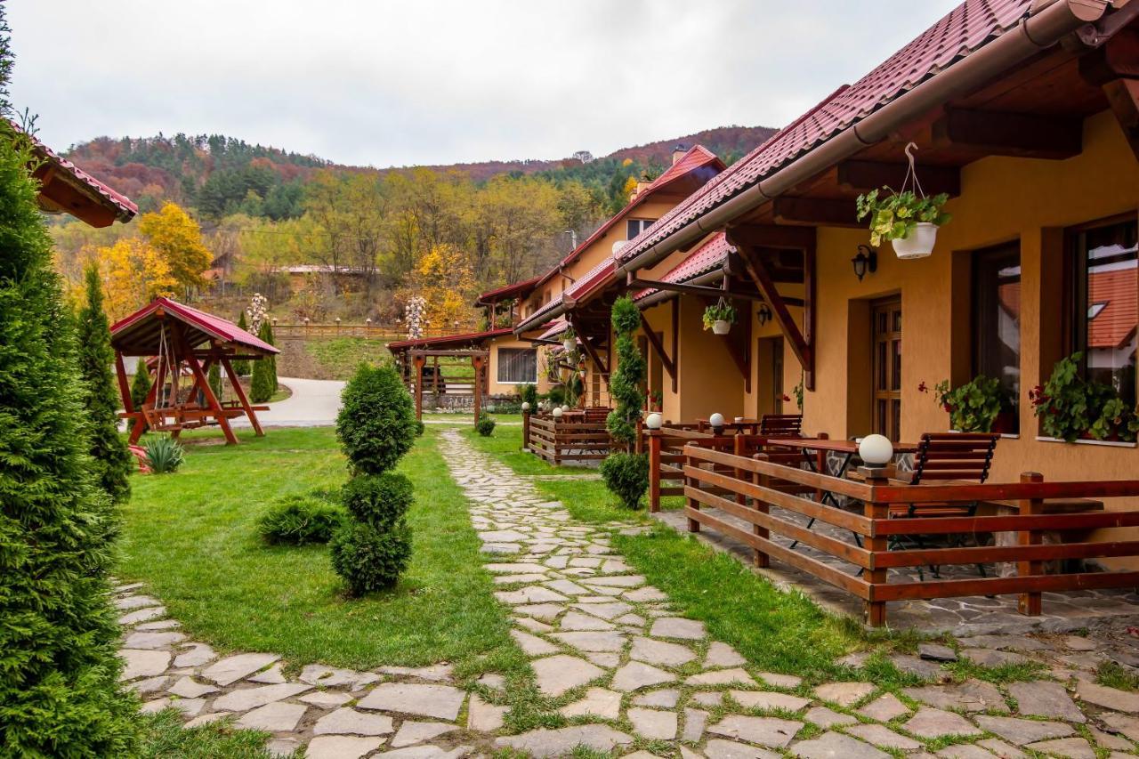Patakmenti Panzio Spa Корунд Экстерьер фото